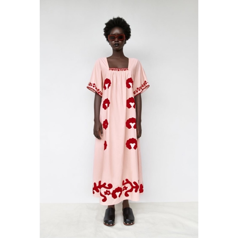 NWT Zara LIMITED EDITION EMBROIDERED DRESS